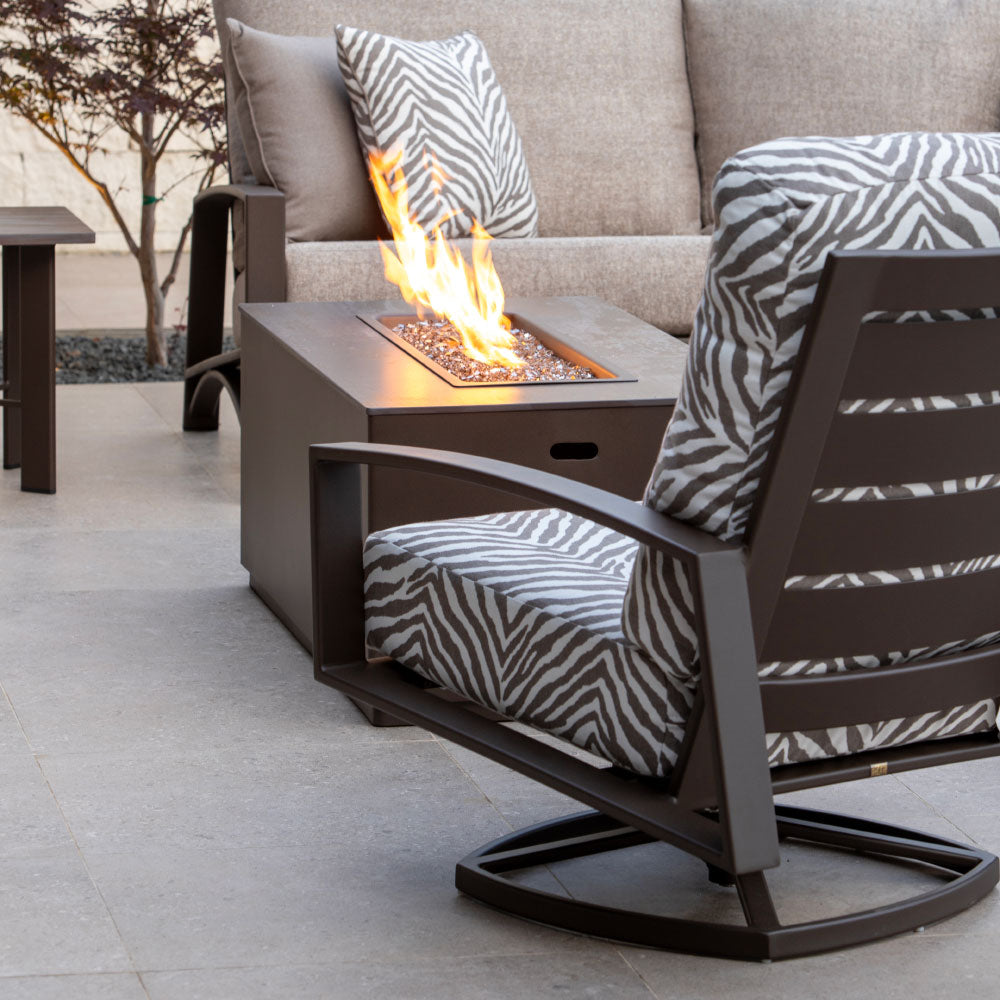 Arc Outdoor Swivel Rocker Lounge Chair
