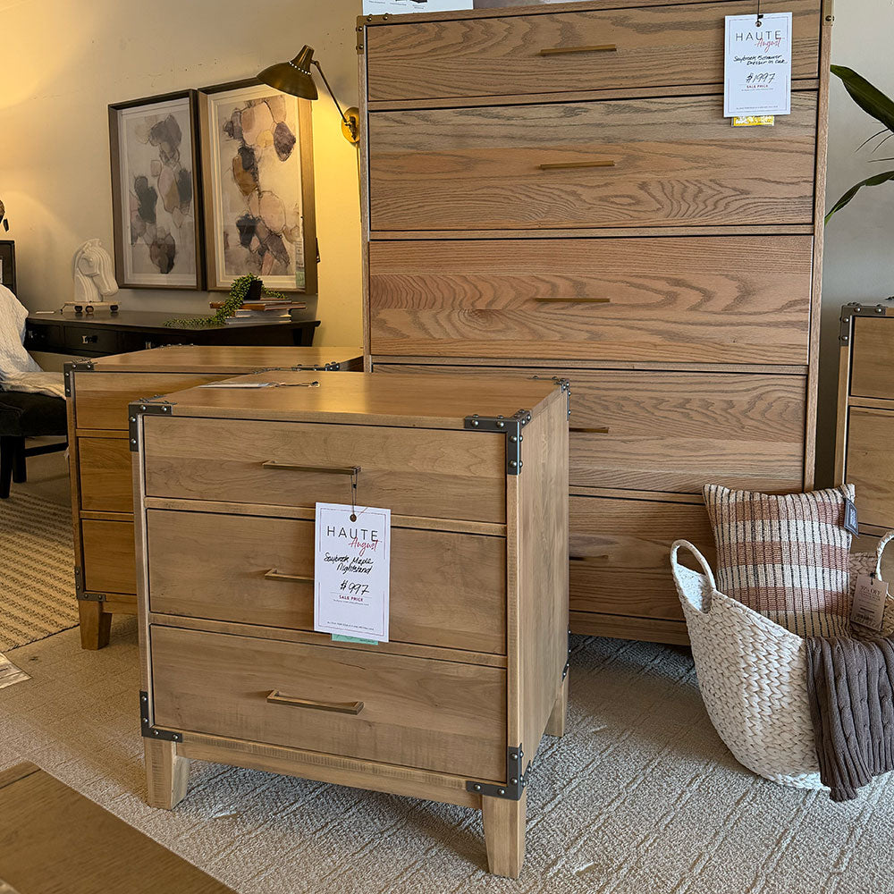 Saybrook 5 Drawer Chest