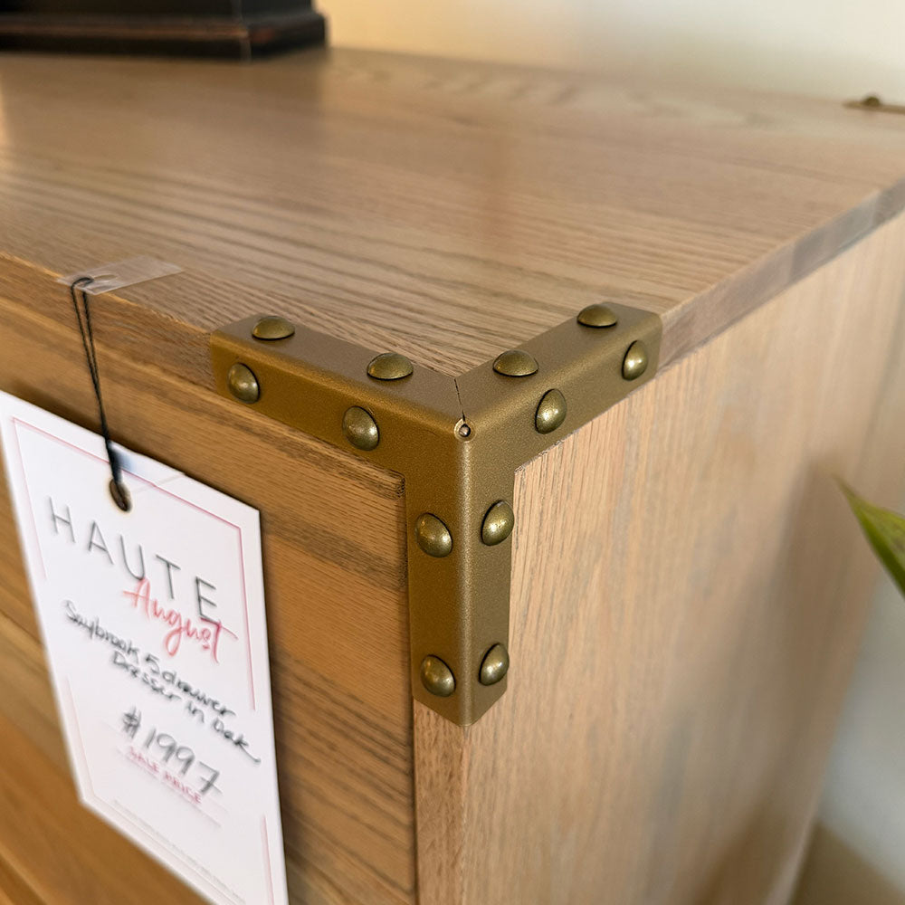 Saybrook 5 Drawer Chest