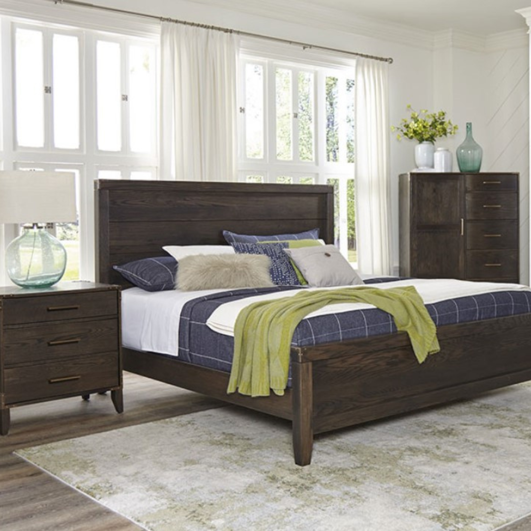 Saybrook King Low Panel Bed