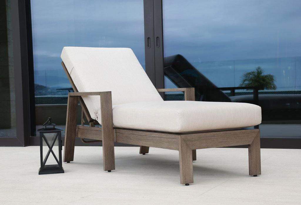 Laguna Chaise Lounge - The Tin Roof Furniture